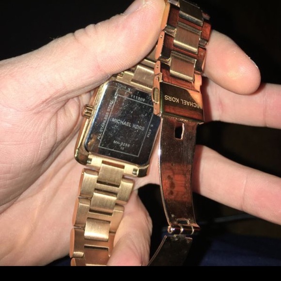 Rose gold emery white dial women’s watch MK-3255 - Picture 2 of 3